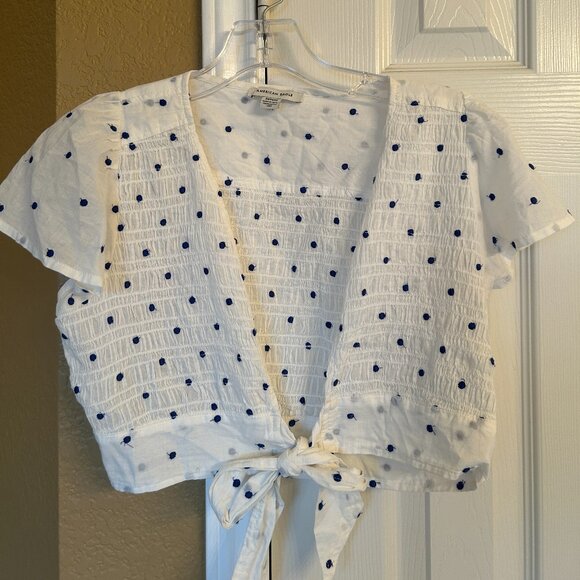 American Eagle White Tie Up Short Sleeve Crop Top with Blue Polka Dots - Size M - Picture 1 of 7